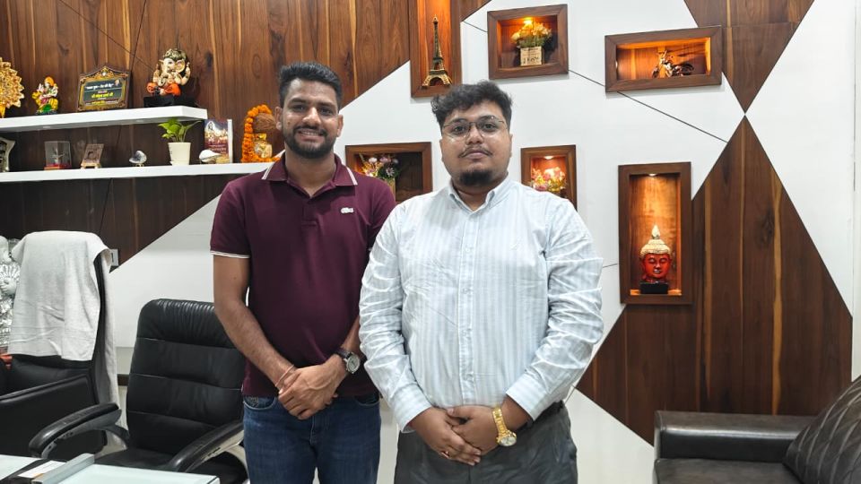 A student with his Codescholar Overseas counsellor